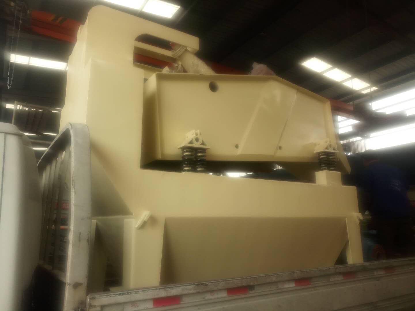 2017��12��27�հl(f��)���ຣ�����ļ�(x��)ɰ���ՙC