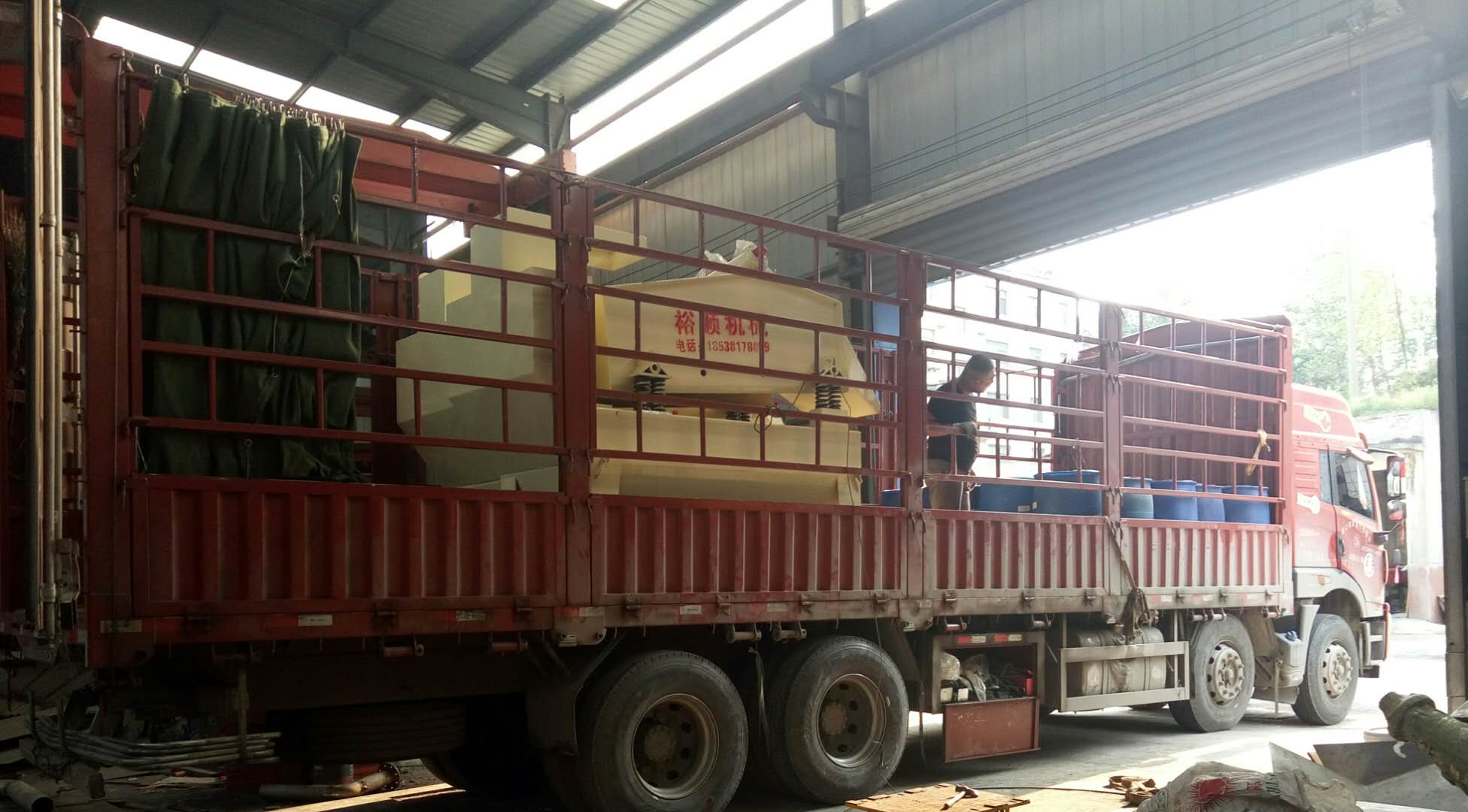 發(fā)往山東煙臺的250細沙回收機